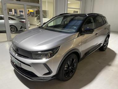 Voir le détail de l'offre de cette OPEL Grandland X 1.2 Turbo 130ch GS Line de 2022 en vente à partir de 33 690 €