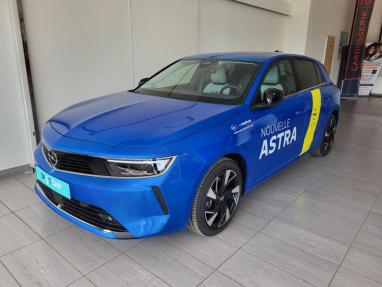 Voir le détail de l'offre de cette OPEL Astra 1.5 D 130ch Elegance BVA8 de 2022 en vente à partir de 31 490 €