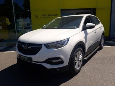 Voir le détail de l'offre de cette OPEL Grandland X 1.2 Turbo 130ch ECOTEC Edition de 2018 en vente à partir de 213.44 €  / mois