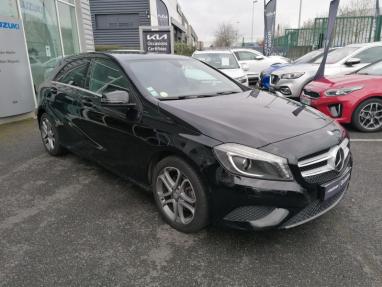 Voir le détail de l'offre de cette MERCEDES-BENZ Classe A 200 d Sensation 7G-DCT de 2014 en vente à partir de 486.98 €  / mois