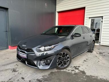 Voir le détail de l'offre de cette KIA Ceed 1.6 CRDI 136ch MHEV GT Line de 2023 en vente à partir de 25 699 € 