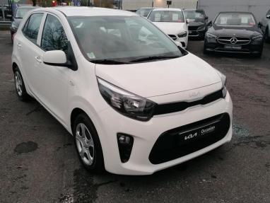 Voir le détail de l'offre de cette KIA Picanto 1.0 DPi 67ch Active de 2023 en vente à partir de 186.44 €  / mois