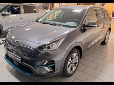 Voir le détail de l'offre de cette KIA e-Niro Design 204ch de 2021 en vente à partir de 187.74 €  / mois