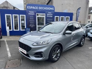 Voir le détail de l'offre de cette FORD Kuga 2.5 Duratec 190ch FHEV E85 ST-Line BVA de 2022 en vente à partir de 27 499 € 