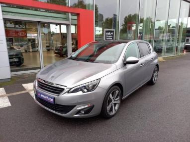 Voir le détail de l'offre de cette PEUGEOT 308 1.2 Puretech 130ch FÃ©line S&S EAT6 5p de 2016 en vente à partir de 155.17 €  / mois