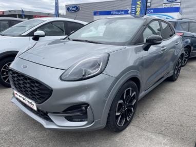 Voir le détail de l'offre de cette FORD Puma 1.0 EcoBoost 125ch ST-Line DCT7 6cv de 2021 en vente à partir de 248.81 €  / mois