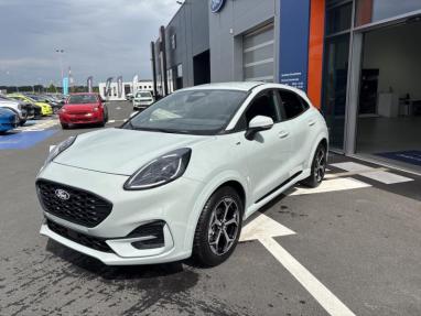 Voir le détail de l'offre de cette FORD Puma 1.0 EcoBoost Hybrid 125ch ST-Line S&S Powershift de 2025 en vente à partir de 25 499 € 