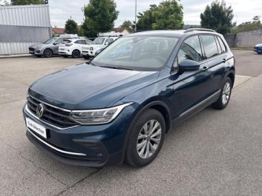 Voir le détail de l'offre de cette VOLKSWAGEN Tiguan 1.5 TSI 150ch Life Business DSG7 de 2021 en vente à partir de 311.75 €  / mois