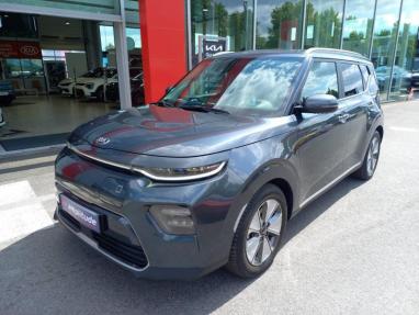 Voir le détail de l'offre de cette KIA e-Soul Premium 204ch de 2021 en vente à partir de 218.4 €  / mois
