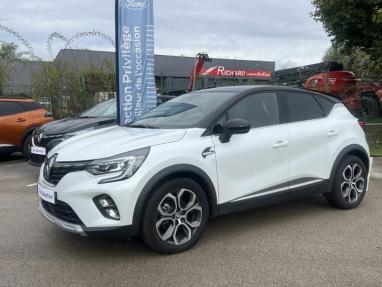 Voir le détail de l'offre de cette RENAULT Captur 1.6 E-Tech hybride 145ch Techno de 2023 en vente à partir de 206.86 €  / mois