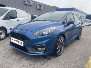 Voir le détail de l'offre de cette FORD Fiesta 1.5 EcoBoost 200ch Stop&Start ST-Plus 5p Euro6.2 de 2019 en vente à partir de 288.24 €  / mois