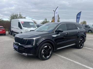Voir le détail de l'offre de cette KIA Sorento 1.6 T-GDi 253ch PHEV Premium 4x4 7 places de 2024 en vente à partir de 746.9 € / mois