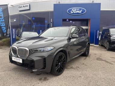 Voir le détail de l'offre de cette BMW X5 xDrive50e 489ch M Sport de 2023 en vente à partir de 82 999 € 