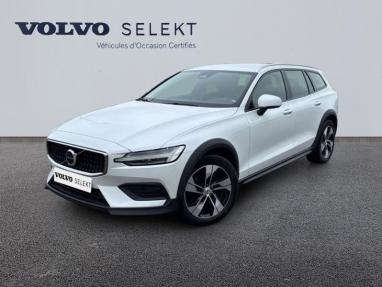 Voir le détail de l'offre de cette VOLVO V60 Cross Country B4 AWD 197ch Pro Geartronic 8 de 2023 en vente à partir de 470.72 €  / mois