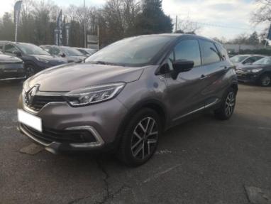 Voir le détail de l'offre de cette RENAULT Captur 1.3 TCe 130ch FAP Red Edition de 2019 en vente à partir de 192.34 €  / mois